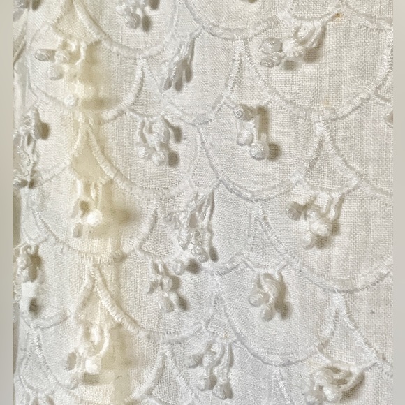 Linen Vineyard Vines Mini.Dress White Scallop Embroidered Shift Nautical in Sz 8 - Picture 10 of 16